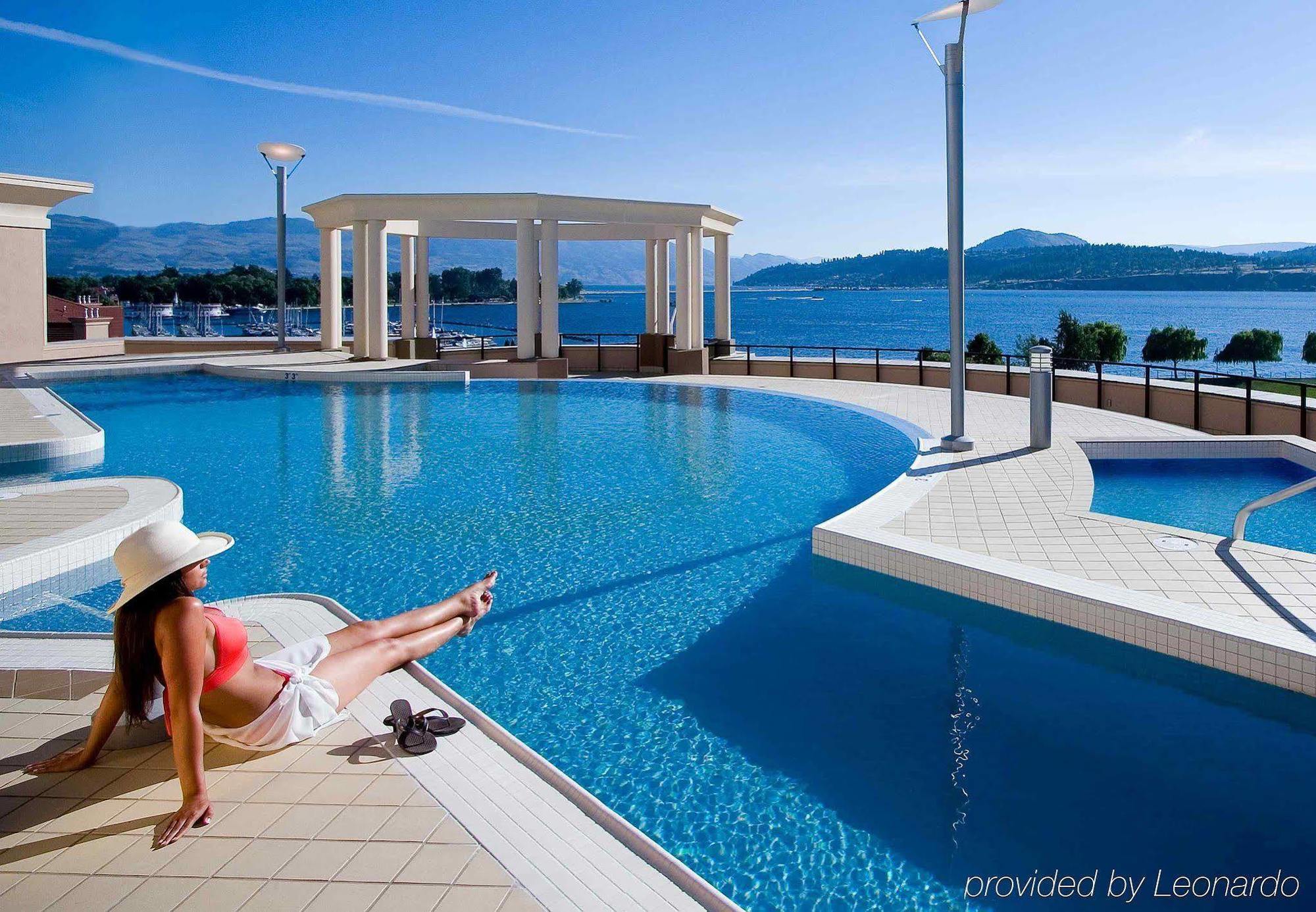 The Royal Kelowna - Bellstar Hotels & Resorts ภายนอก รูปภาพ